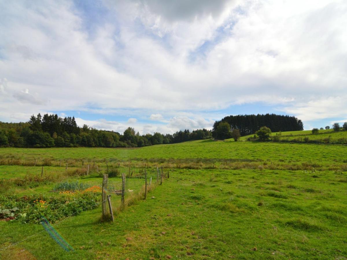 Comfortable Cottage In Neufmoulin With Meadow View Houffalize Zimmer foto