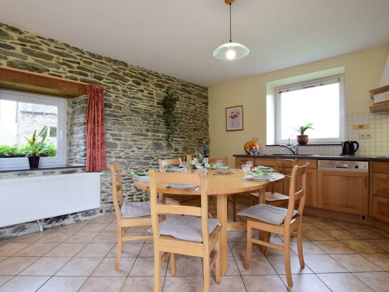 Comfortable Cottage In Neufmoulin With Meadow View Houffalize Exterior foto